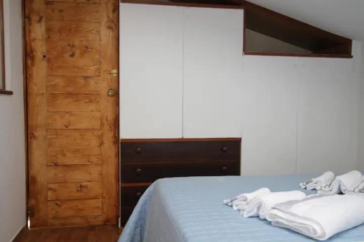 Accogliente Mansarda Nel Cuore Dell Antica Livorno Apartment Luaran gambar